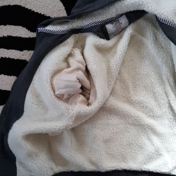 2/$20 Boys warm hoodie - Picture 3 of 6